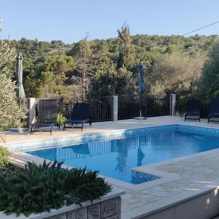 Holiday home House With A Swimming Pool Selca, Brac - 22845
