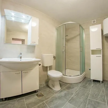 Holiday home House With A Swimming Pool Selca, Brac - 22845 *